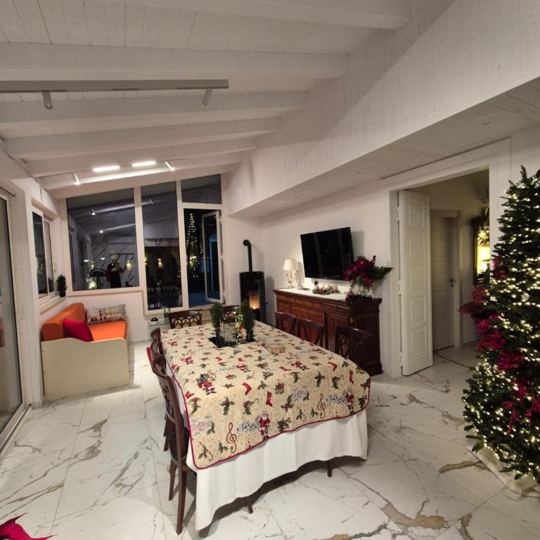 HOLIDAYS ALBA - Two-Bedroom Villa - 27