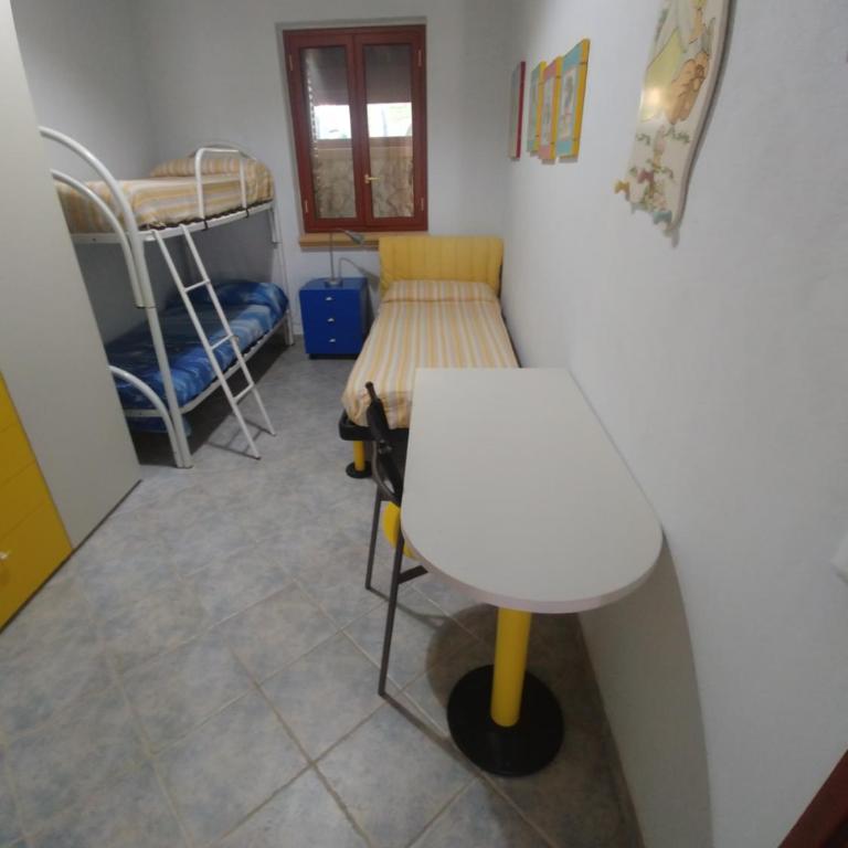 Giallonardomare-Villa con piscina - Four-Bedroom House - 46