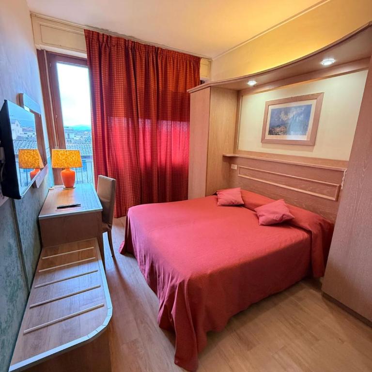 Hotel Meridiana - Camera Matrimoniale con Balcone - 2