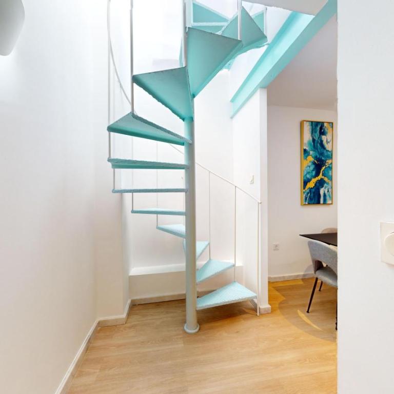 MyFlats Luxury City Center - Penthouse two Bedroom Apartment with private Terrace - 24