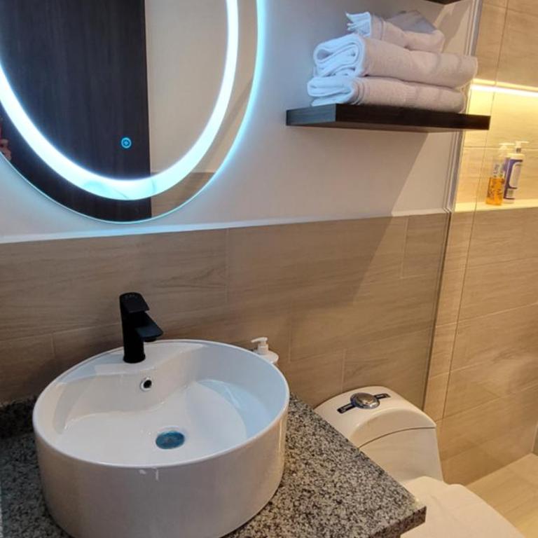 Coliving Cumbaya - Estudio Deluxe con cama grande - 3
