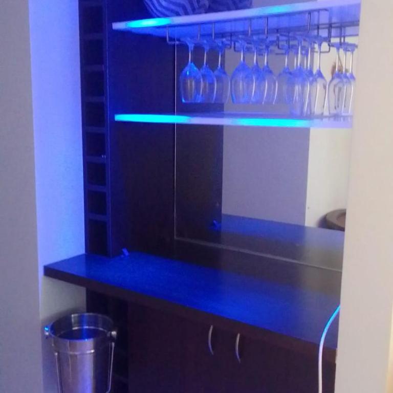 Amplio Departamento para 6 personas, 3 dormitorios, 2 baños , con wifi, Netflix, arriendo por día - One-Bedroom Apartment - 5