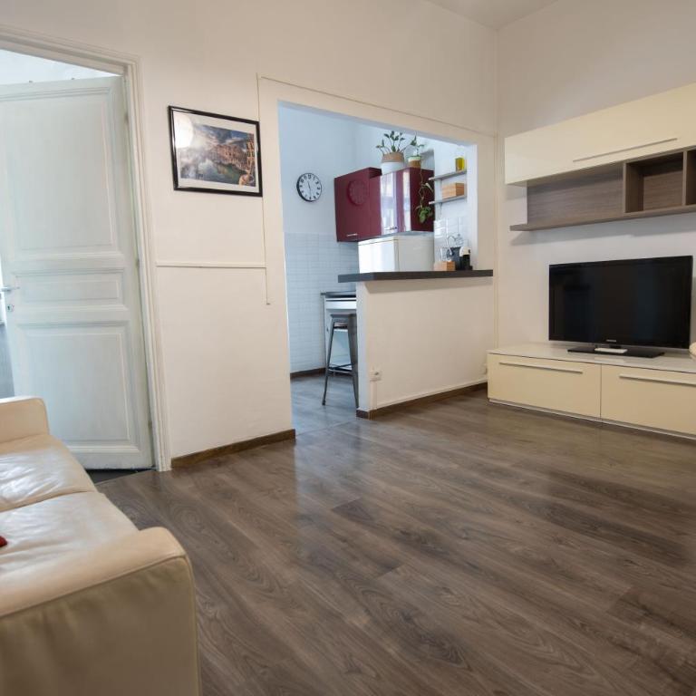 Domus Collazia - San Giovanni Apartment - One-Bedroom Apartment - 2