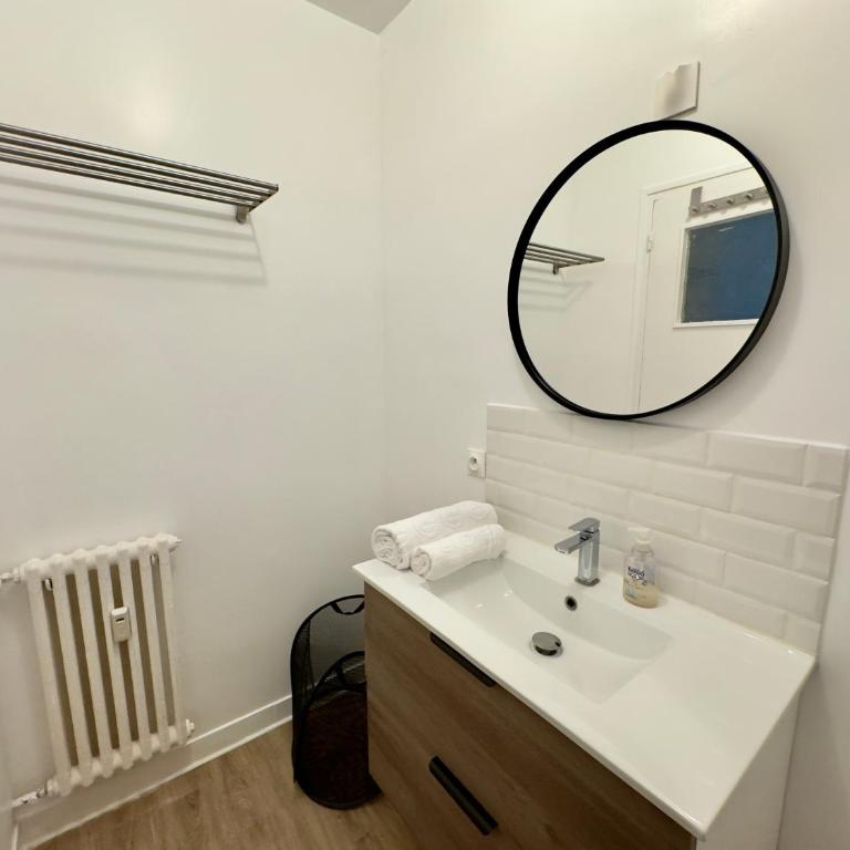 Spacieux Appartement 3 chambres Au Pied De La Gare - Apartamento de 3 dormitorios - 21