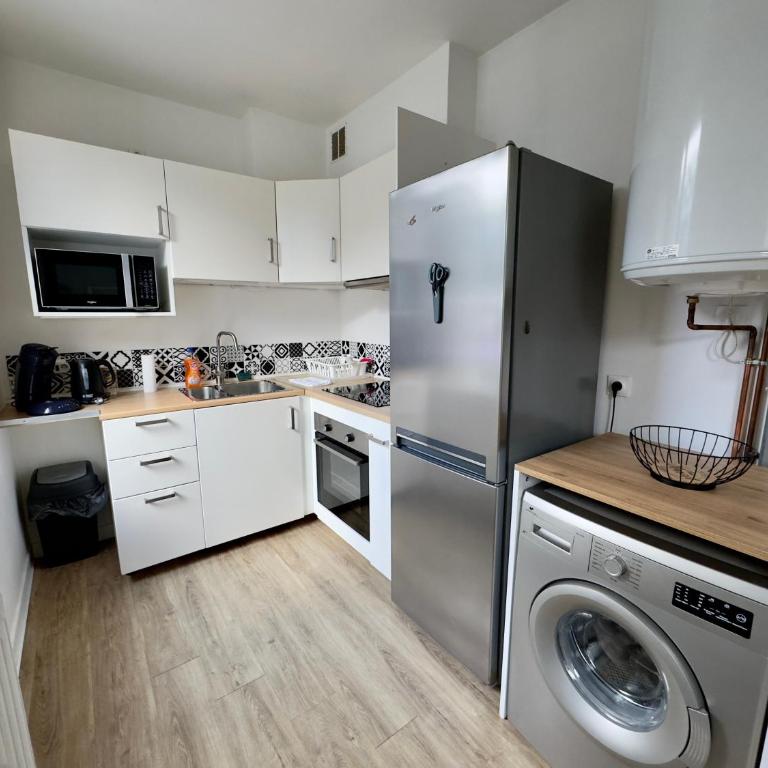 Spacieux Appartement 3 chambres Au Pied De La Gare - Apartamento de 3 dormitorios - 5