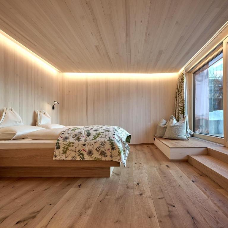 Hotel Mohnenfluh - Doppelzimmer mit Gartenblick - 1