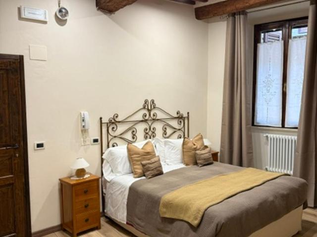 PienzaLettings Studio & Room - Ampia Camera Matrimoniale - 13