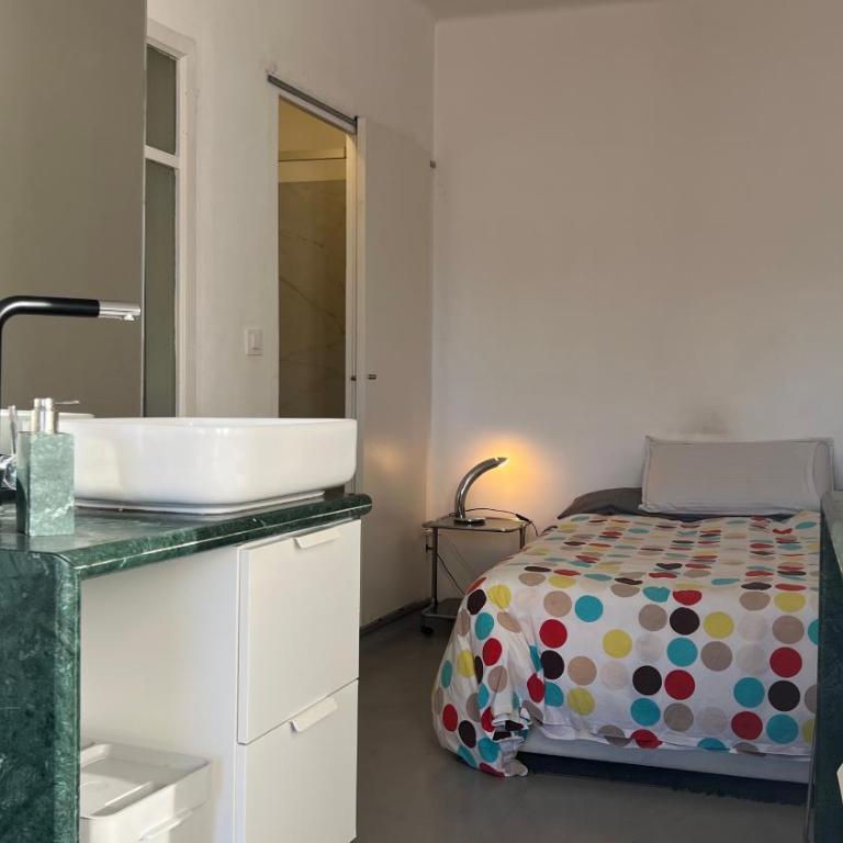 Top Studio with Terrace - One-Bedroom Apartment - 12