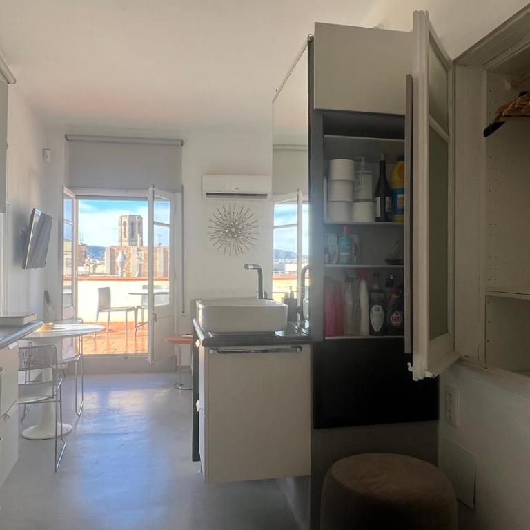 Top Studio with Terrace - One-Bedroom Apartment - 19