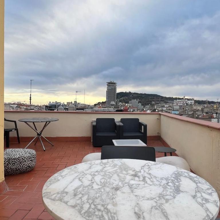Top Studio with Terrace - One-Bedroom Apartment - 30
