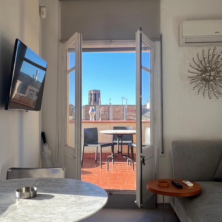 Top Studio with Terrace - One-Bedroom Apartment - 25