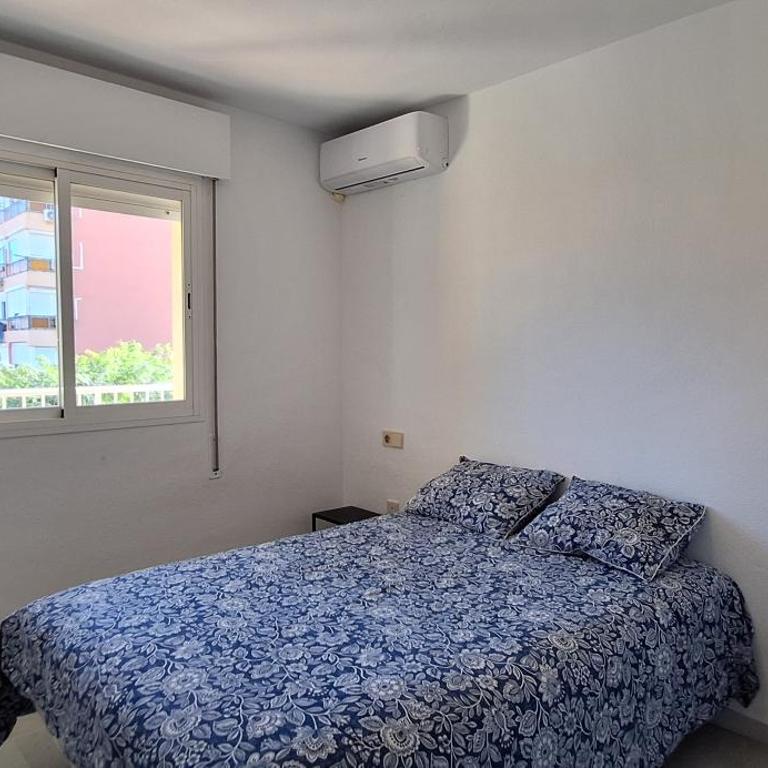 Apartment with sea view in Torremolinos - Apartamento de 2 dormitorios con balcón y vistas al mar - 10