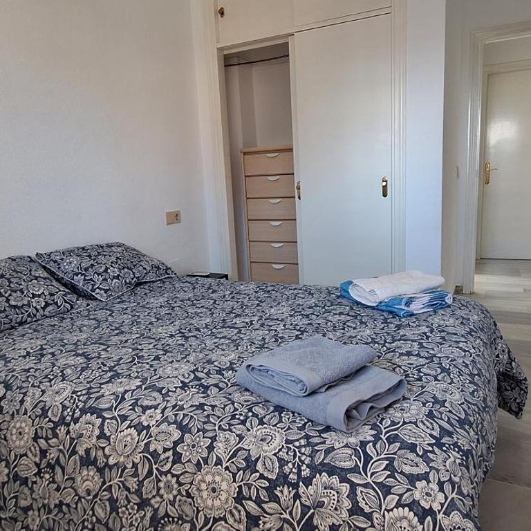 Apartment with sea view in Torremolinos - Apartamento de 2 dormitorios con balcón y vistas al mar - 12