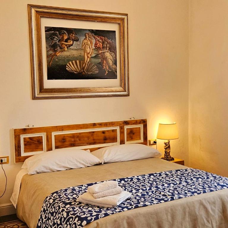 Venere SuperCentral B&B - Camera Matrimoniale Deluxe con Doccia - 2