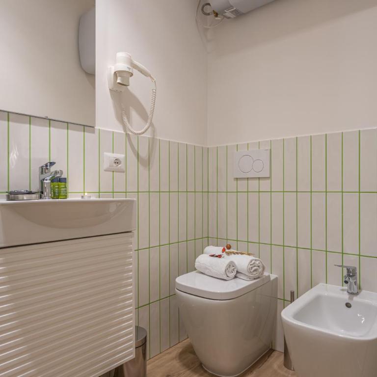 Le Muse Suites - Camera Tripla con Bagno Privato - 3