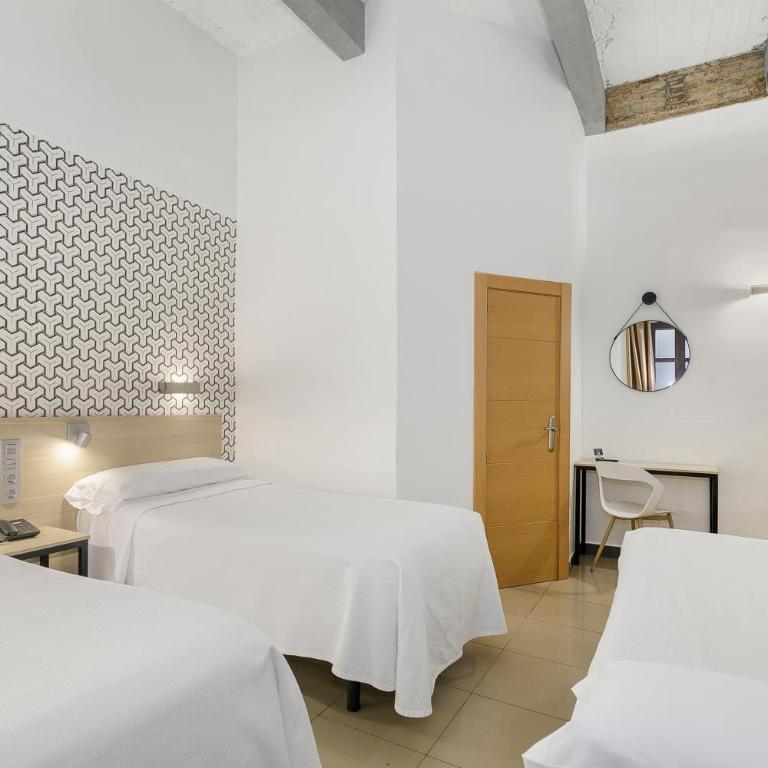 Atenas Granada - Triple Room - 4