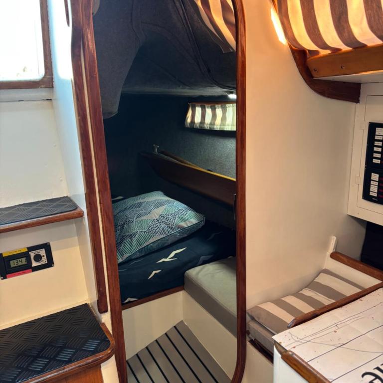 Nuitée à bord de Danilou un voilier de 9.50m - Mobile Home - 9