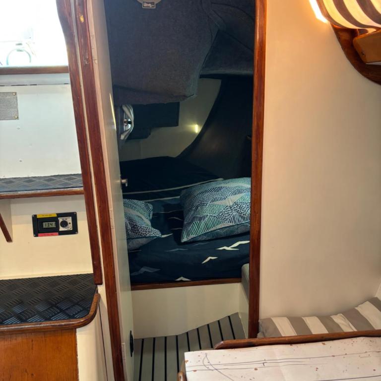 Nuitée à bord de Danilou un voilier de 9.50m - Mobile Home - 10