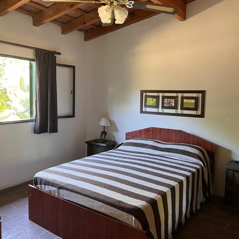 Cabaña para Grupos en Córdoba Piscina y Asador - Habitación Doble con vistas al parque - 21