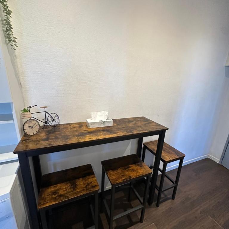 Le 11 - Joli F2 rénové, Mulhouse centre - stationnement gratuit - Appartamento con 1 Camera da Letto - 10