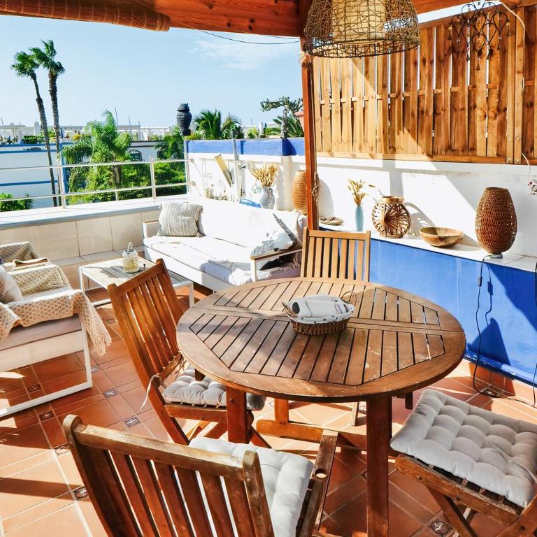 Casa Vivienne Perfectly Located Apartment With Roof Terrace In Puerto De Mogan Beach & Marina Gran Canaria - Apartamento de 2 dormitorios - 11