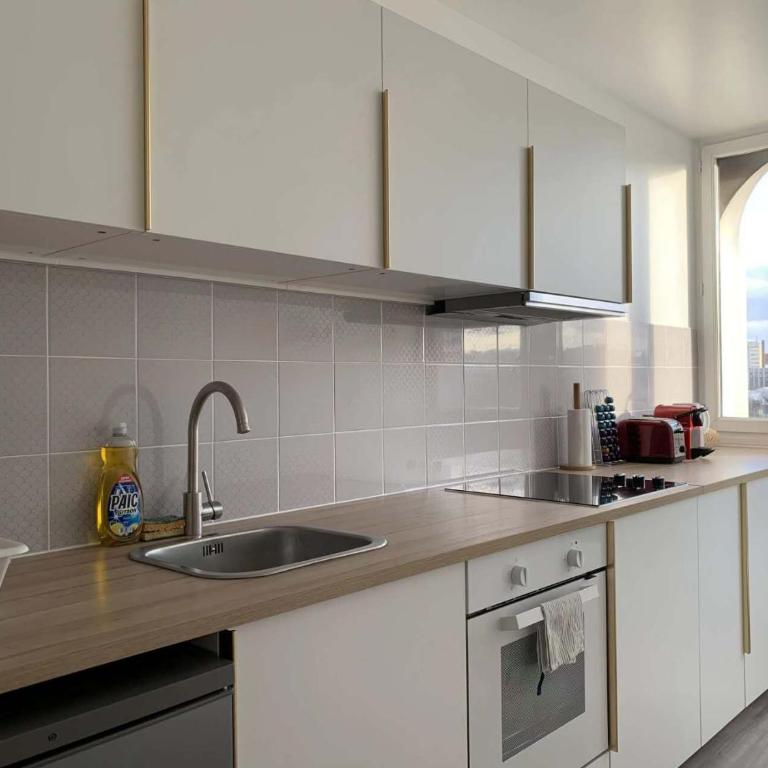 apt lumieuse confor parking free - Appartement 2 Chambres - 22