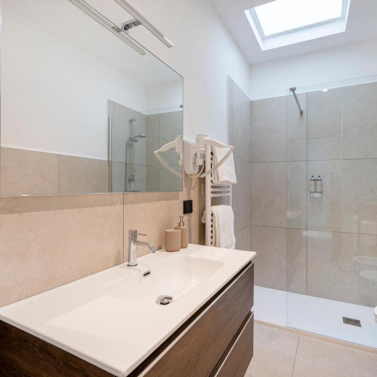 Porta San Biagio - rooms & apartments - Deluxe One-Bedroom Apartment with City View - 3