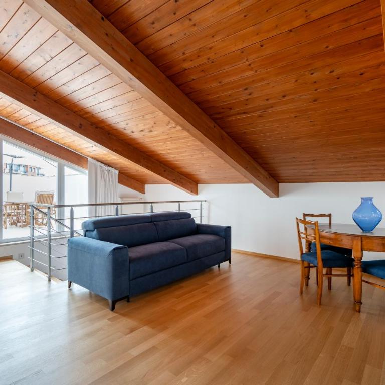Porta San Biagio - rooms & apartments - Deluxe One-Bedroom Apartment with City View - 2