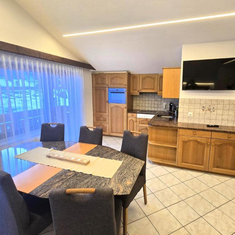 Ferienhaus Adonis - Penthouse-Apartment mit Bergblick - 10