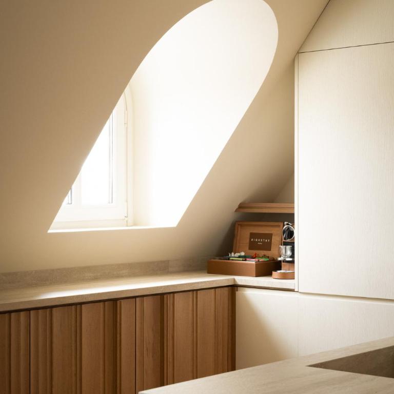 HIGHSTAY Maisons - Boétie - Three-Bedroom Loft Apartment - 7