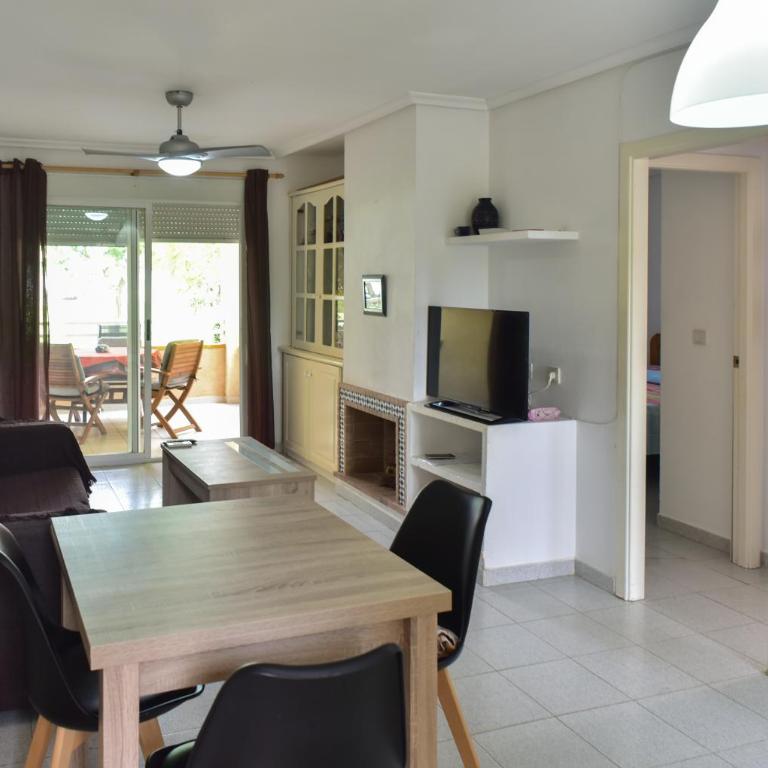 Urbanizacion en Primera Linea de Playa - Apartamento de 2 dormitorios - 15