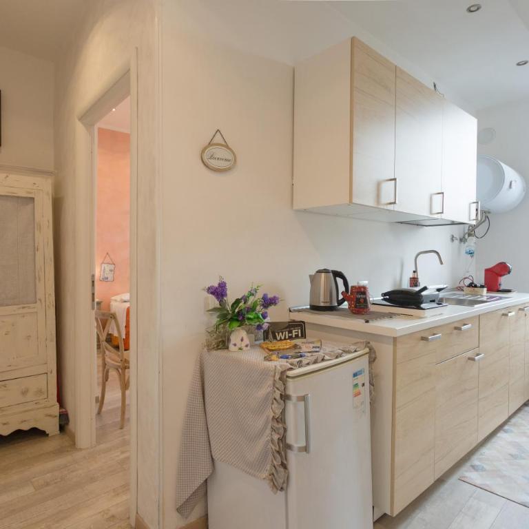 Colosseo Apartments and Rooms - Rome City Centre - Appartamento con 2 Camere da Letto - 11