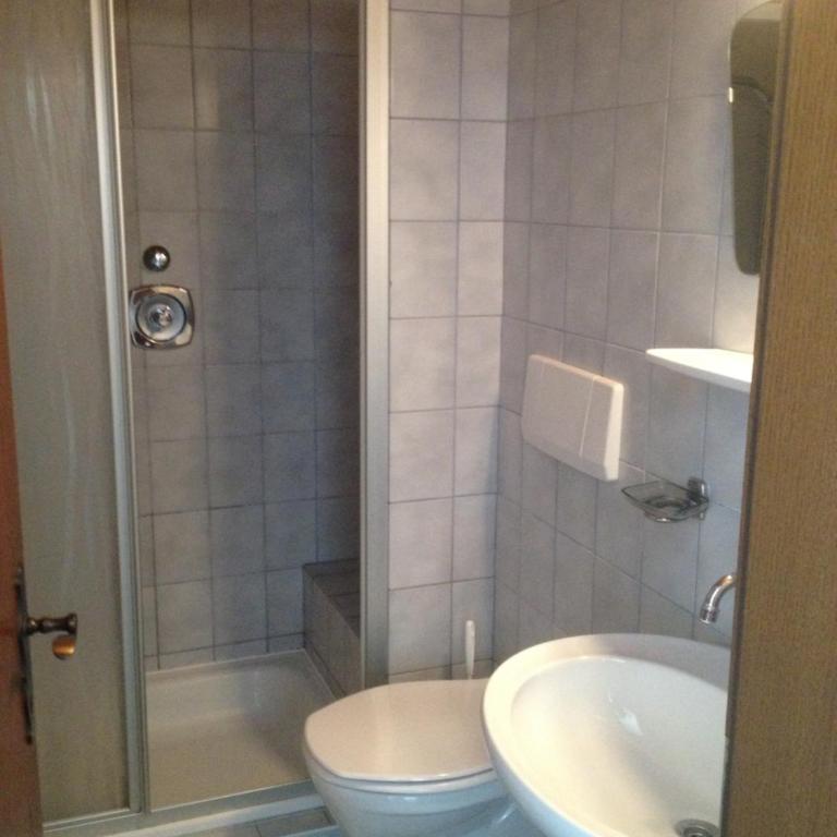 Appartement Hartl - Apartment mit 2 Schlafzimmern und Dusche - 40