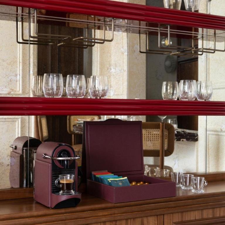 Sublim apartment with AC next to Arc de Triomphe - Deluxe Apartment mit 1 Schlafzimmer - 9