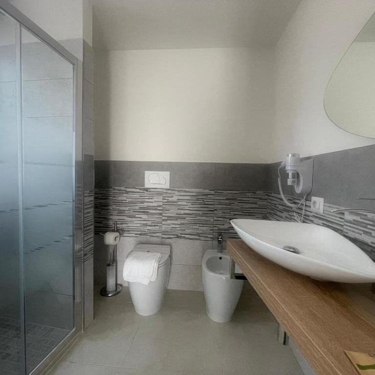 Belvedere Barocco - Camera Familiare con Bagno Privato - 12