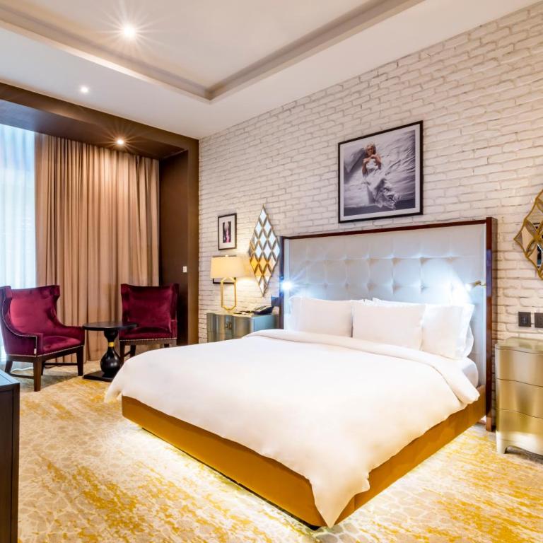 K Tower Boutique Hotel By Lucerna - Loft 1 King Bed - 4