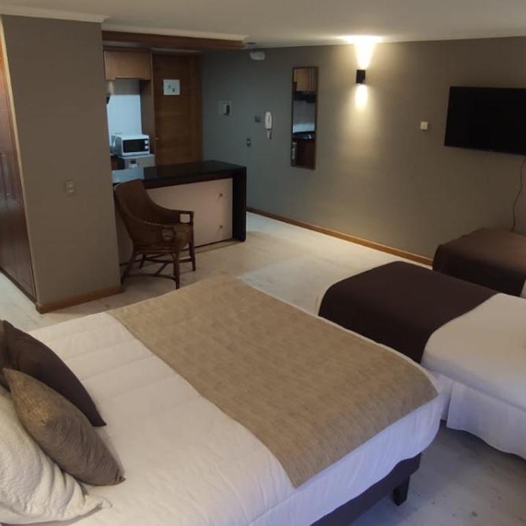 Apart Hotel Aragon Portal - Deluxe Quadruple Room - 7