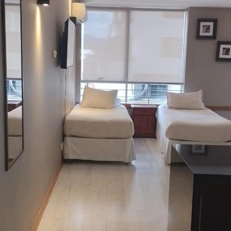 Apart Hotel Aragon Portal - Deluxe Quadruple Room - 10