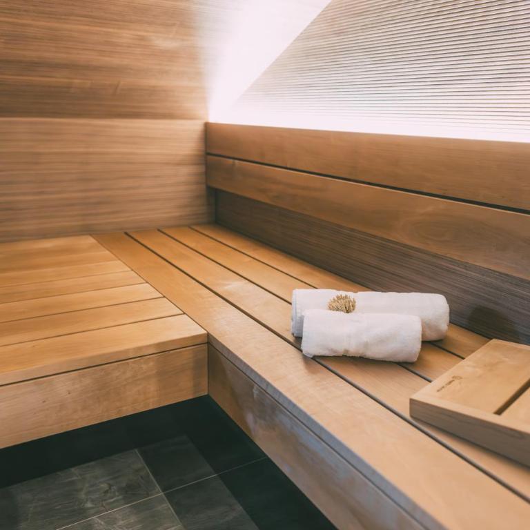 LIVALPIN Residence - with private Sauna & Whirlpool - Three-Bedroom Chalet with Sauna, Whirlpool and Mountain View - 6