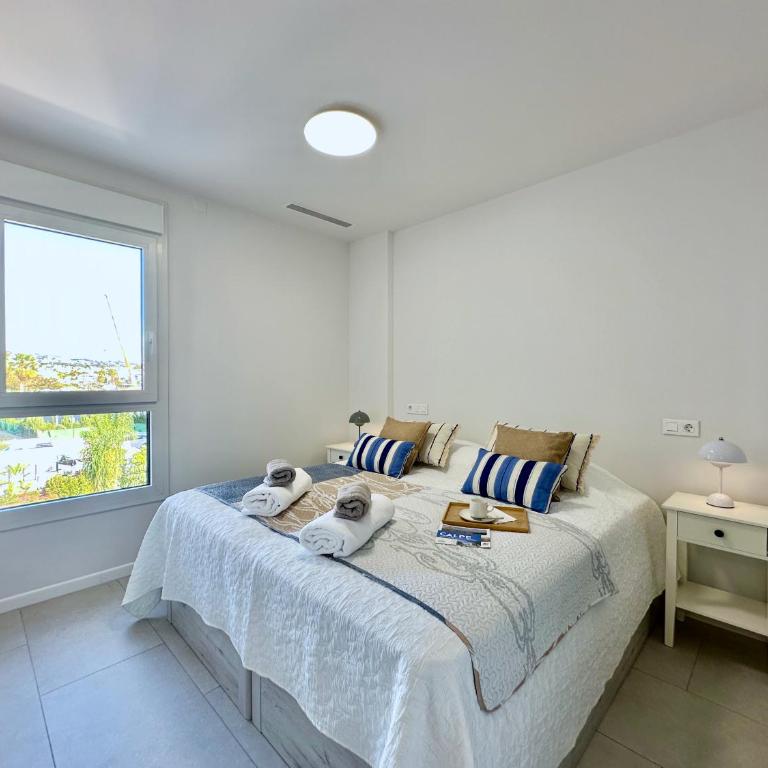 Clubrent - Silver Tower - Apartamento de 2 dormitorios con vistas a la piscina - 14