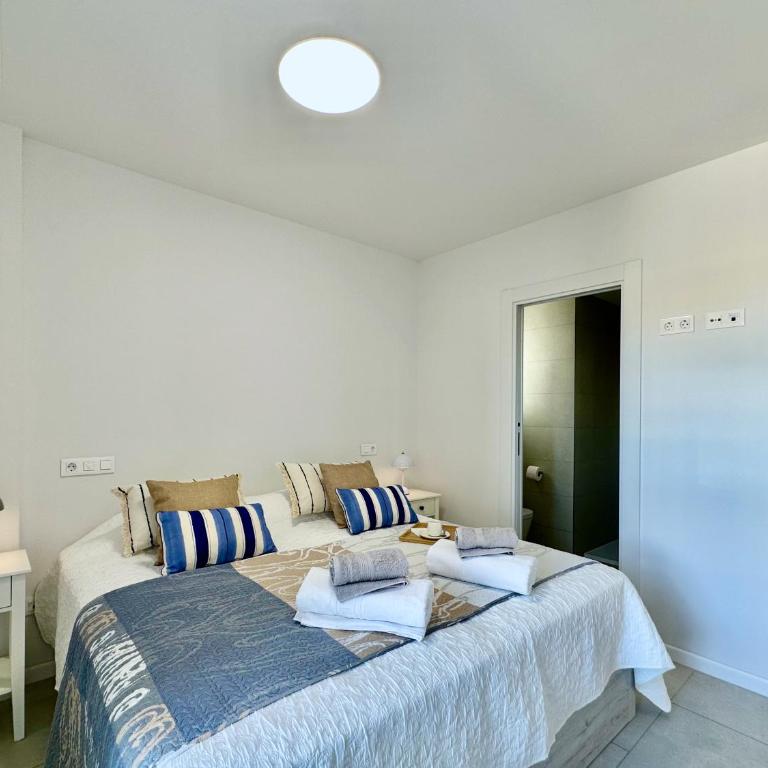 Clubrent - Silver Tower - Apartamento de 2 dormitorios con vistas a la piscina - 13
