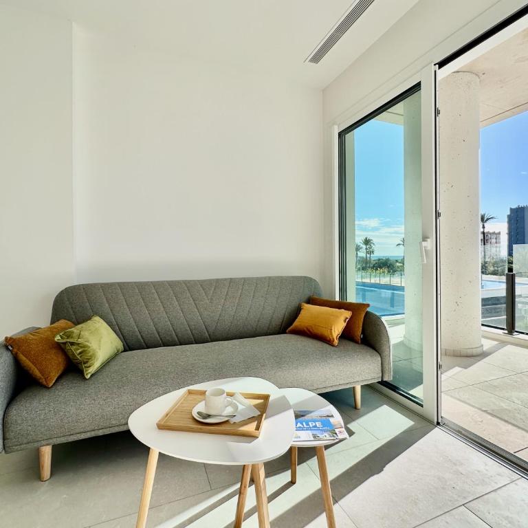 Clubrent - Silver Tower - Apartamento de 2 dormitorios con vistas a la piscina - 7