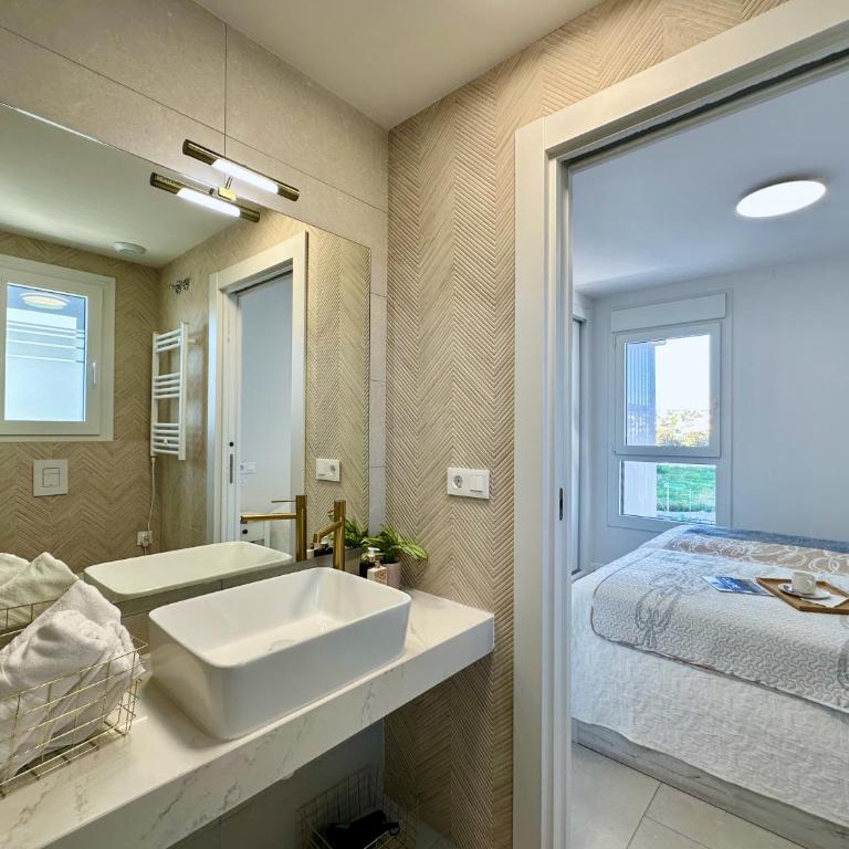 Clubrent - Silver Tower - Apartamento de 2 dormitorios con vistas a la piscina - 21