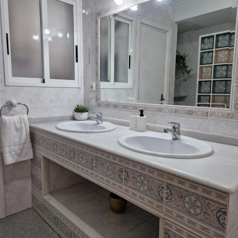CASA EN ALTEA PRIMERA LINEA y VISTAS AL MAR 2 - Apartamento de 3 dormitorios - 11