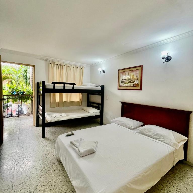 Hotel Casa Fátima - Habitación Cuádruple Económica - 7