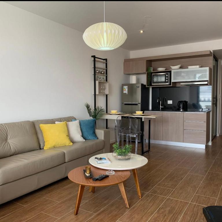 Studio frente a Burger King Equipetrol - Apartamento de 1 dormitorio - 4