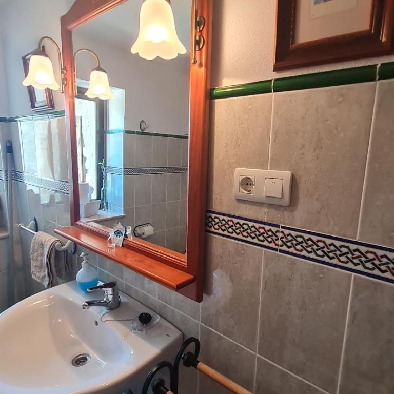 Casa Rural EL CENTENAL - Four-Bedroom House - 7