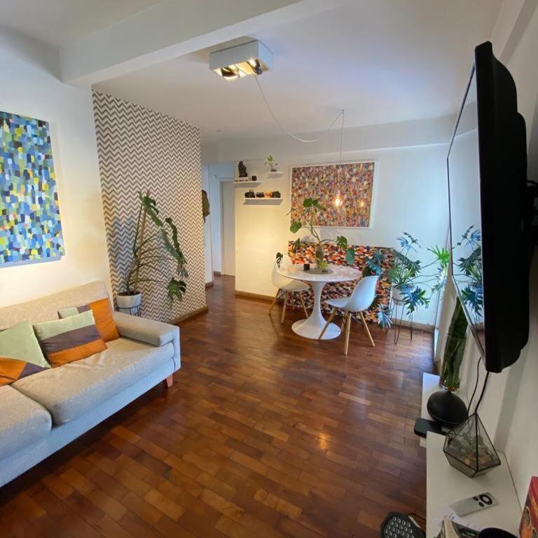 Elegante con amplio balcon terraza, en la mejor zona de recoleta - Apartamento de 1 dormitorio - 1