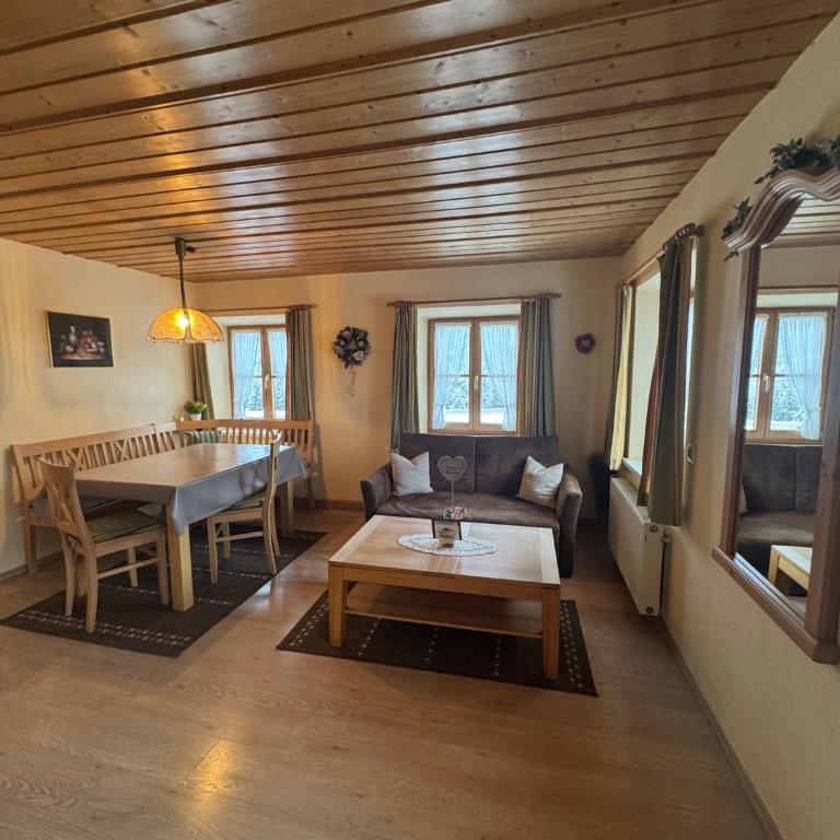 Riederhof inkl. Chiemgaukarte - Apartment mit 1 Schlafzimmer - 1