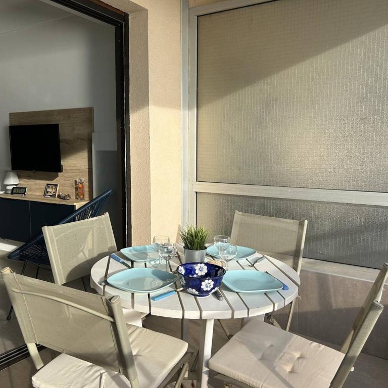 Appartement rénové avec garage et climatisation au Lavandou - FR-1-251-850 - Apartamento - 2